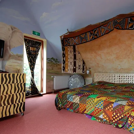 Otel De Plataan Centrum 3*