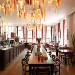 De Plataan Centrum Hotel