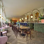 De Plataan Centrum Hotel