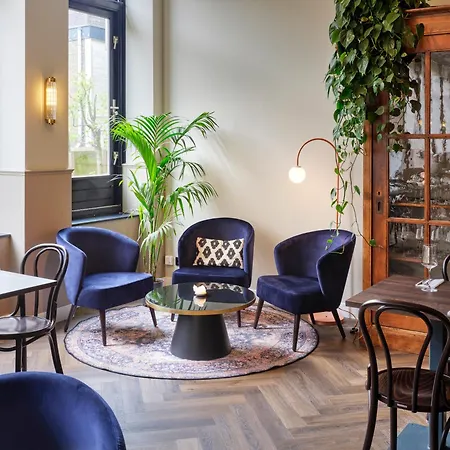 De Plataan Centrum Hotel 3*