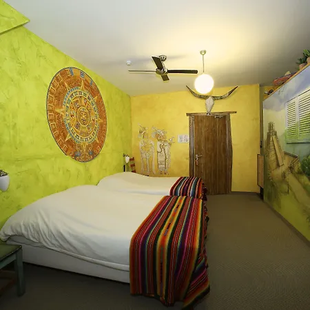 Szálloda De Plataan Centrum 3*