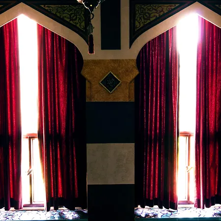 De Plataan Centrum Hotel