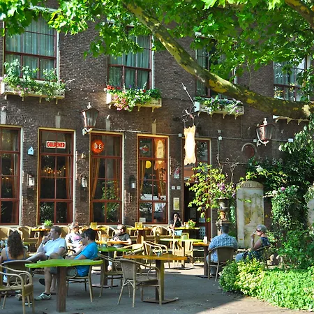 Szálloda De Plataan Centrum 3*