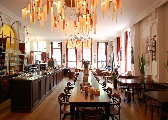 De Plataan Centrum Hotel