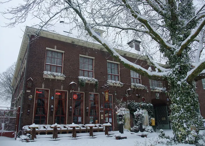 Hotel De Plataan Centrum 3*