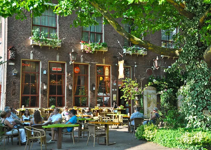 Hotel De Plataan Centrum 3*