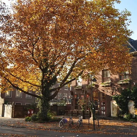 Otel De Plataan Centrum Delft