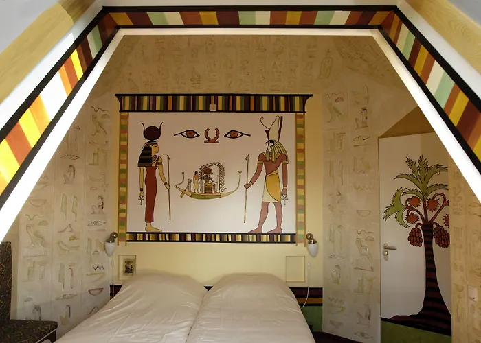 Otel De Plataan Centrum 3*